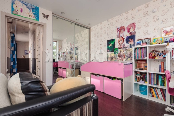 
   Продам 3-комнатную, 75.7 м², Владимира Заровного ул, 26

. Фото 28.