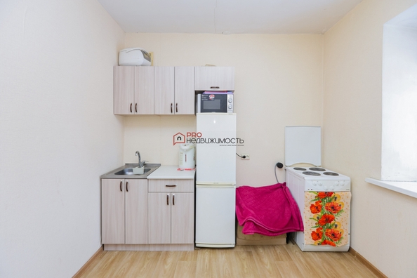 
  Продается 2-комн. квартира, 54.7 м², Бебеля ул, д. 34
. Фото 8.