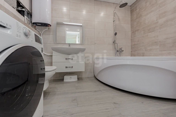 
   Продам 3-комнатную, 83 м², 2-я Обская ул, 71/1

. Фото 16.