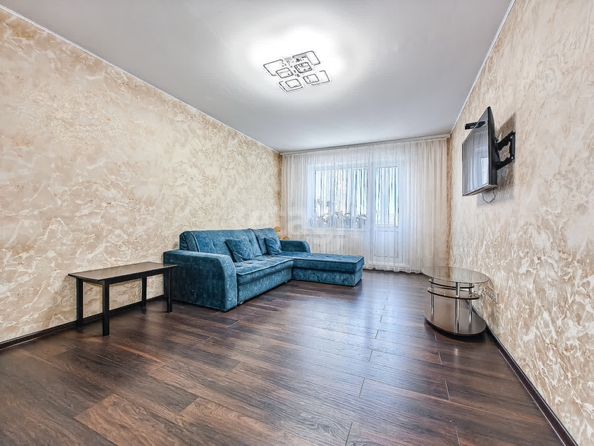 
   Продам 3-комнатную, 80.9 м², Закаменский мкр, 14

. Фото 4.