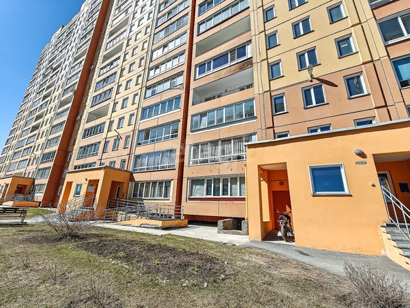 
   Продам 3-комнатную, 80.9 м², Закаменский мкр, 14

. Фото 14.