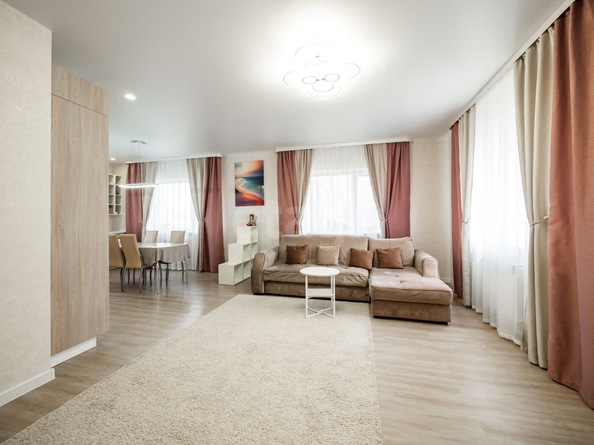 
   Продам дом, 289.8 м², Новосибирск

. Фото 7.