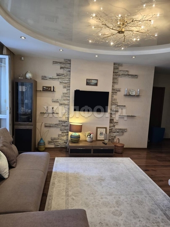 
  Продается 3-комн. квартира, 74.7 м², Ипподромская ул, д. 44
. Фото 2.