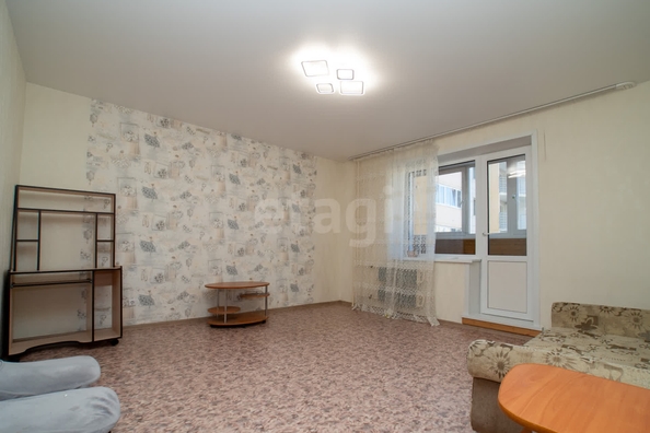 
   Продам 3-комнатную, 76.9 м², Петухова ул, 14/5

. Фото 11.
