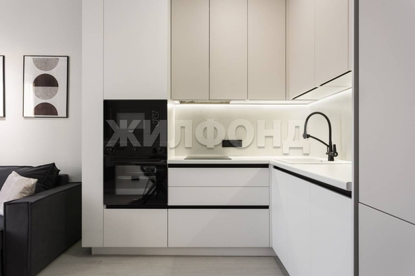 
   Продам 2-комнатную, 41.9 м², Спектр мкр, 15

. Фото 9.