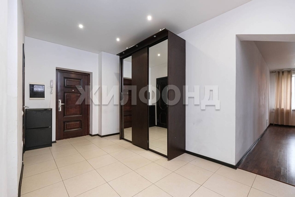 
   Продам 2-комнатную, 76.4 м², Галущака ул, 4

. Фото 18.