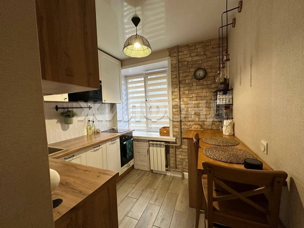 
  Продается 3-комн. квартира, 56.6 м², Трудовая ул, д. 15
. Фото 2.