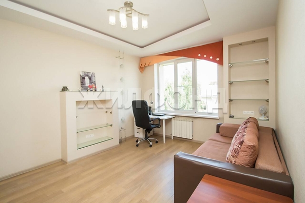 
  Продается 3-комн. квартира, 91.9 м², Красный пр-кт, д. 51/6
. Фото 18.