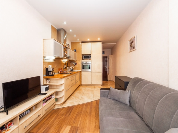 
  Продается 1-комн. квартира, 38.5 м², Народная ул, д. 77
. Фото 2.