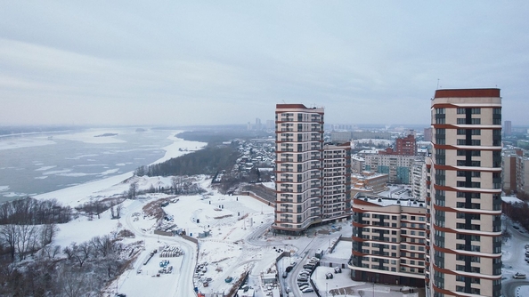 
   Продам 2-комнатную, 56.4 м², Беринг, дом 2

. Фото 12.