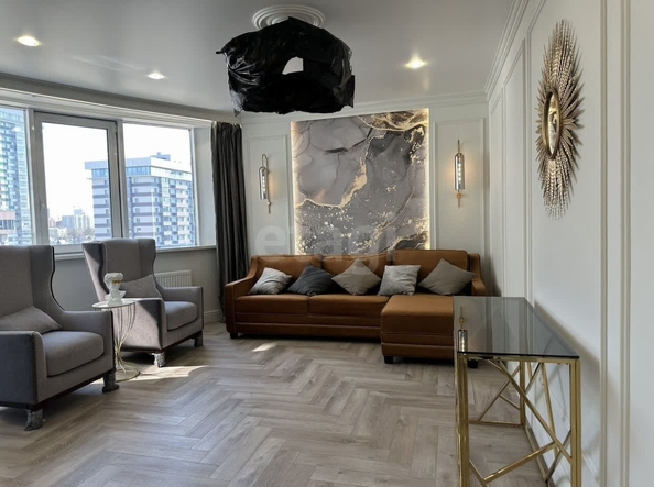 
   Продам 3-комнатную, 85.4 м², Лескова ул, 25

. Фото 1.