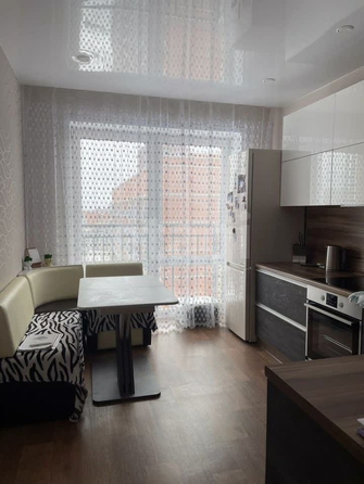 
   Продам 2-комнатную, 58 м², Закаменский мкр, 23

. Фото 5.