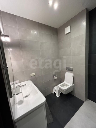 
  Сдам в аренду 2-комнатную квартиру, 45 м², Новосибирск

. Фото 4.
