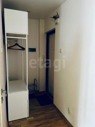 
   Продам 2-комнатную, 47 м², Академическая ул, 4

. Фото 2.