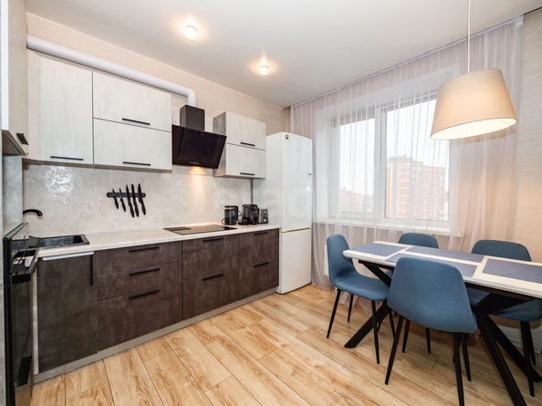 
   Продам 1-комнатную, 42.5 м², Серебряные ключи ул, 6

. Фото 3.