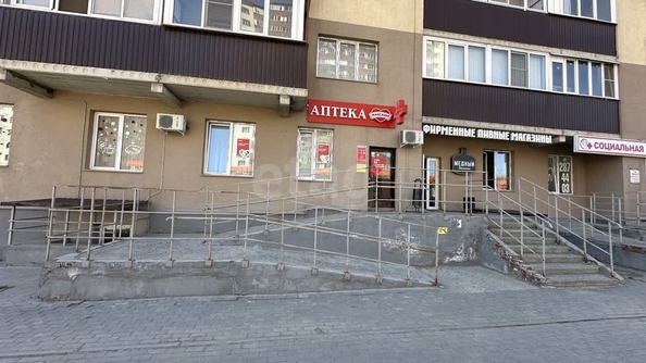 
   Сдам торговое помещение, 35.9 м², Виктора Уса ул, 1/2

. Фото 6.