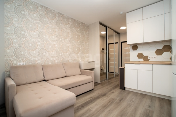 
   Продам студию, 17.9 м², Титова ул, 252/2

. Фото 3.
