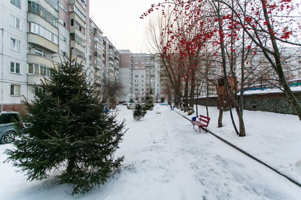 
   Продам 4-комнатную, 77.1 м², Тульская ул, 90

. Фото 29.