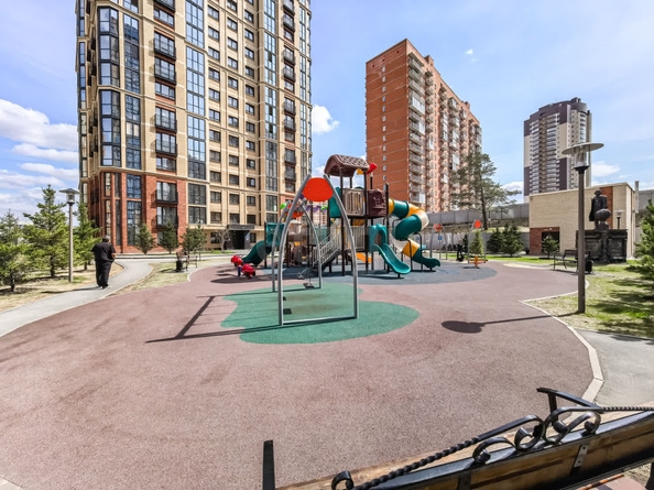 
   Продам 2-комнатную, 55.3 м², Закаменский мкр, 23

. Фото 25.