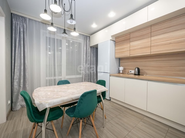 
   Продам 3-комнатную, 75.7 м², Красногорская ул, 31/1

. Фото 5.
