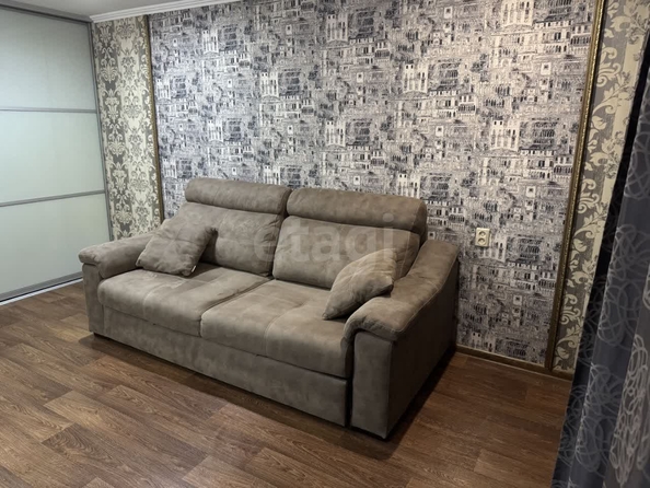 
  Сдам в аренду 2-комнатную квартиру, 43 м², Новосибирск

. Фото 1.