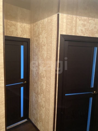 
   Продам 3-комнатную, 57.4 м², Доватора ул, 19/1

. Фото 1.