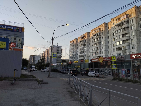 
   Продам 2-комнатную, 52.9 м², Новосибирская ул, 19

. Фото 16.