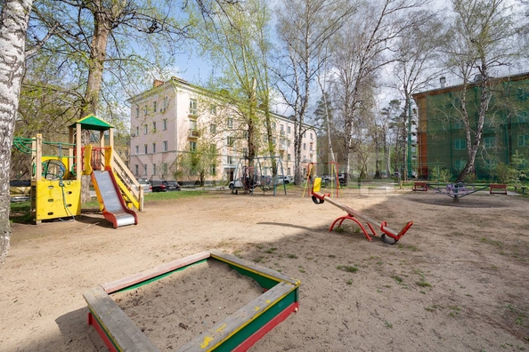 
   Продам 2-комнатную, 58.7 м², Александра Невского ул, 16

. Фото 18.