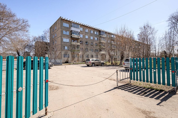 
   Продам 4-комнатную, 61 м², Ударная ул, 1/3

. Фото 35.