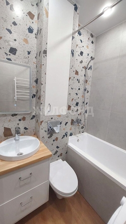 
  Сдам в аренду 1-комнатную квартиру, 28 м², Новосибирск

. Фото 12.