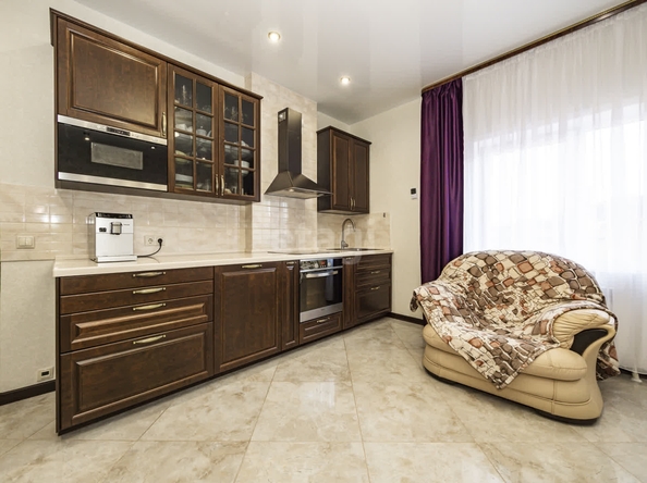 
   Продам дом, 321 м², Марусино село

. Фото 4.