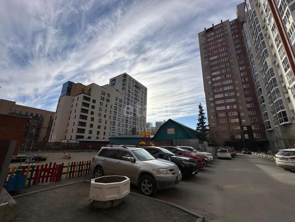 
   Продам 3-комнатную, 96.2 м², Сакко и Ванцетти ул, 31/4

. Фото 37.