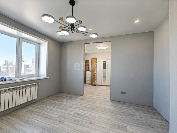
   Продам 2-комнатную, 64.2 м², Сакко и Ванцетти ул, 31/4

. Фото 10.