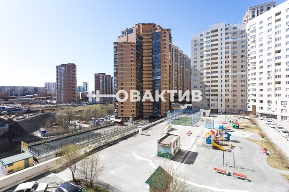 
   Продам 3-комнатную, 101.8 м², Дуси Ковальчук ул, 250

. Фото 11.