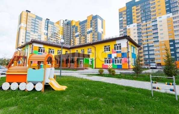 
   Продам 3-комнатную, 59.4 м², Междуреченская ул, 5/1

. Фото 12.