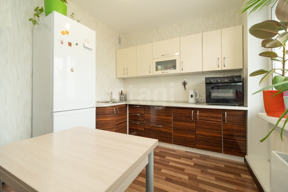 
   Продам 1-комнатную, 32.5 м², Титова ул, 276

. Фото 1.