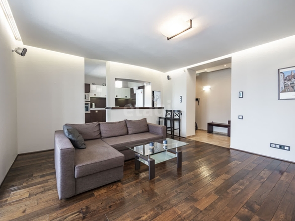
   Продам 3-комнатную, 90 м², Красный пр-кт, 99

. Фото 8.