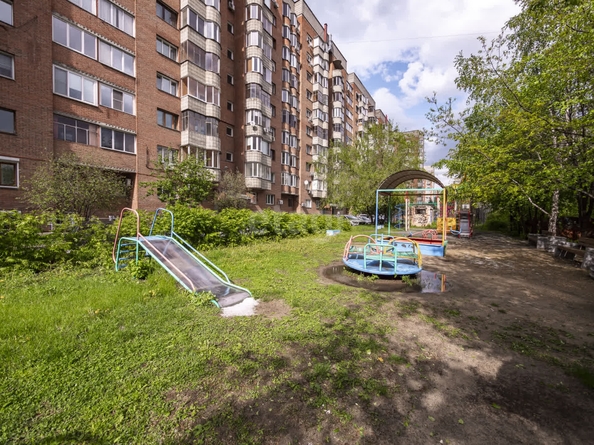 
   Продам 3-комнатную, 90 м², Красный пр-кт, 99

. Фото 40.