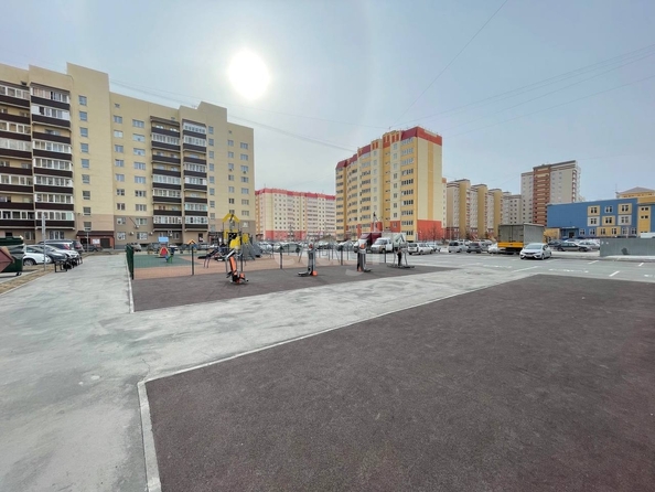 
   Продам 3-комнатную, 73.3 м², Виктора Уса ул, 1/1

. Фото 26.