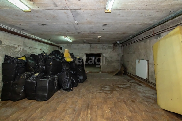 
   Сдам помещение, 405.2 м², Бердское ш, 61

. Фото 20.