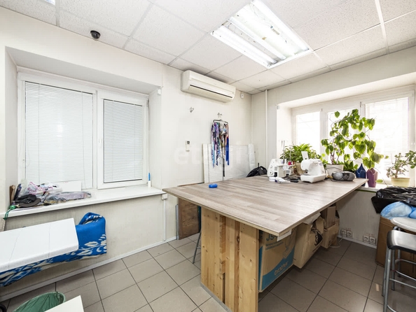 
   Сдам офис, 92.8 м², Кропоткина ул, 261/2

. Фото 6.