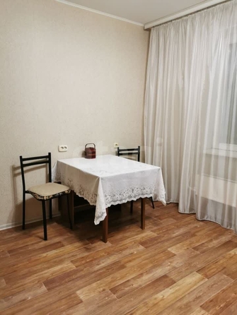 
  Сдам в аренду 1-комнатную квартиру, 52.4 м², Новосибирск

. Фото 6.