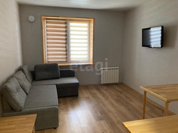 
   Продам студию, 21.3 м², Фабричная ул, 65

. Фото 1.