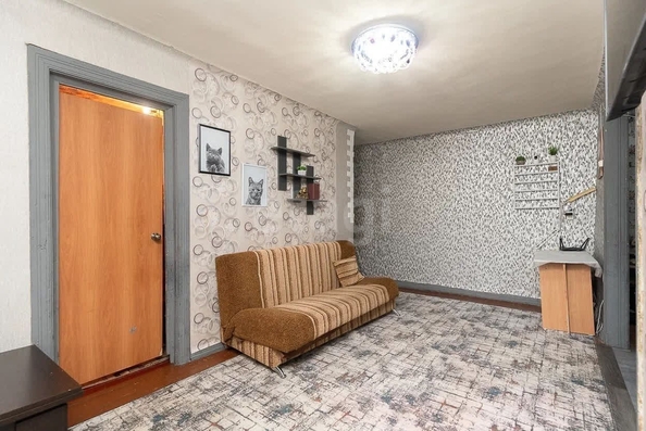 
   Продам 3-комнатную, 53.1 м², Театральная ул, 4/1

. Фото 12.