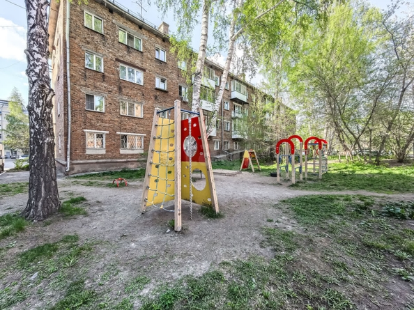 
  Продается 3-комн. квартира, 53.1 м², Театральная ул, д. 4/1
. Фото 24.