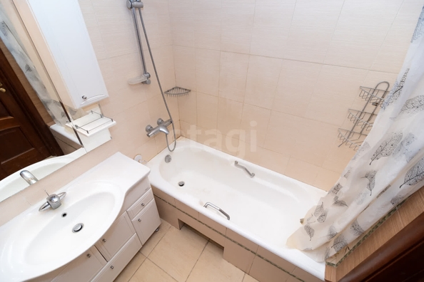 
   Продам 3-комнатную, 89.7 м², Ватутина ул, 41/1

. Фото 10.