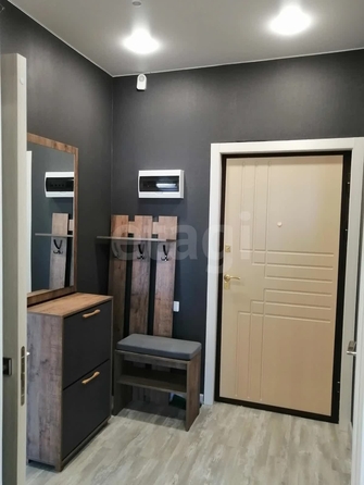 
   Продам 1-комнатную, 32.5 м², Ясный Берег ул, 9

. Фото 1.