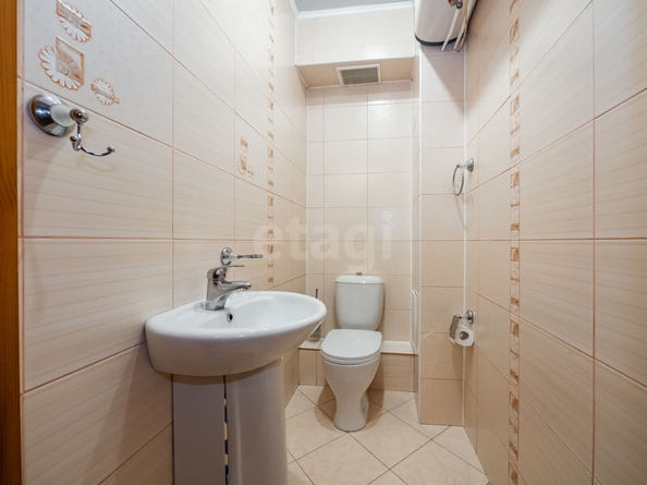 
   Продам 2-комнатную, 60 м², Лескова ул, 15

. Фото 19.