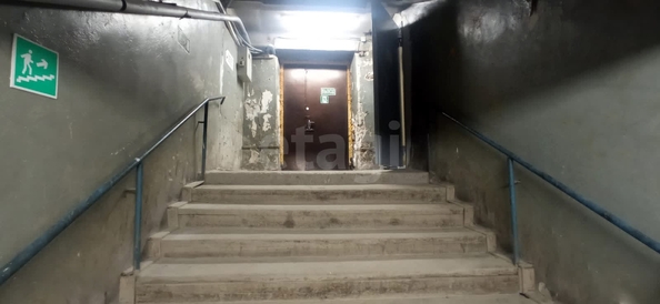 
  Продается универсальное помещение, 47.3 м², Димитрова пр-кт, д. 7
. Фото 4.