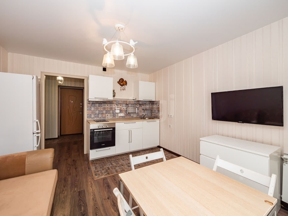 
   Продам 1-комнатную, 38.5 м², Кубовая ул, 113/4

. Фото 17.